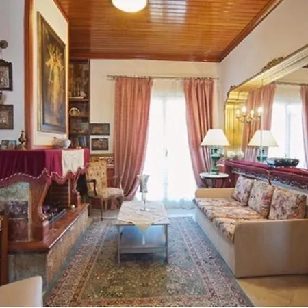 The House Near The Port Apartment